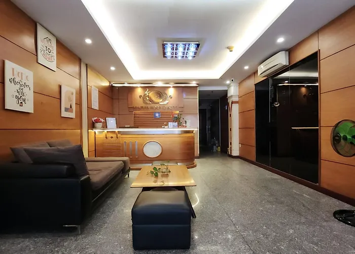 Beautiful Ben Thanh Hotel